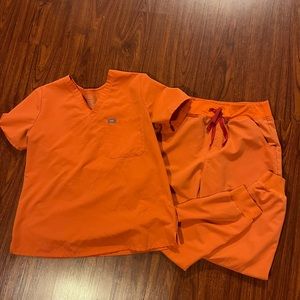 Figs Sunset Orange Scrub set